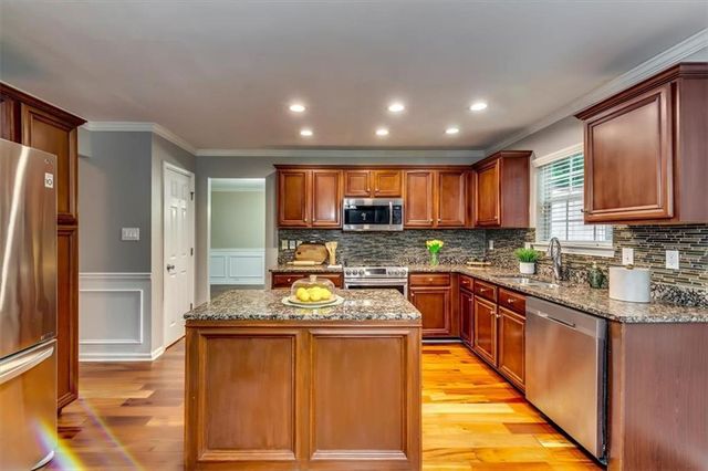 3854 Busby Mill Court, Ellenwood, GA 30294