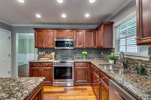 3854 Busby Mill Court, Ellenwood, GA 30294