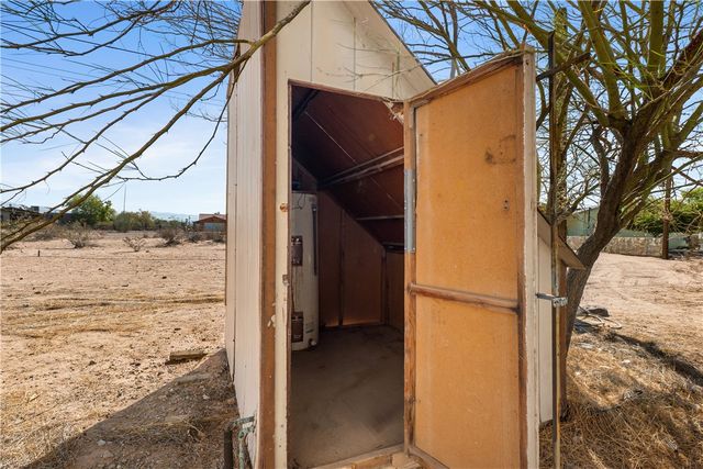 5389 E Pinal Place, Topock, AZ 86436