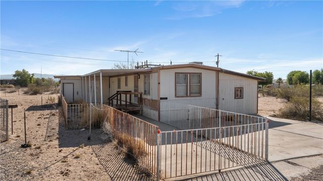 5389 E Pinal Place, Topock, AZ 86436