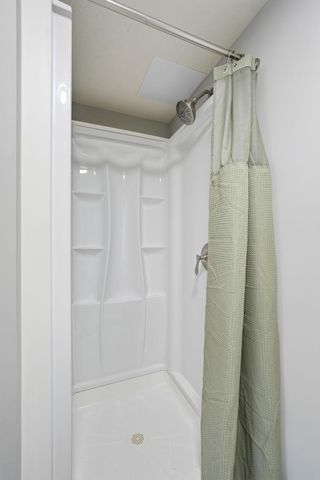 4986 93rd Lane N, Brooklyn Park, MN 55443