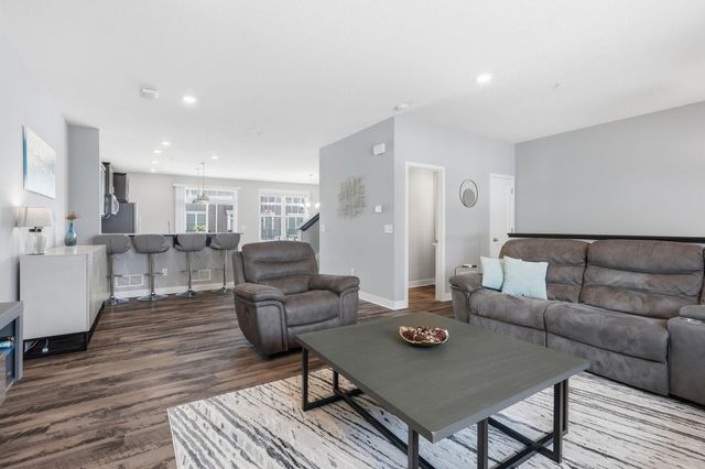 4986 93rd Lane N, Brooklyn Park, MN 55443