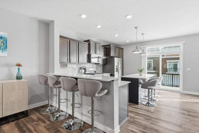 4986 93rd Lane N, Brooklyn Park, MN 55443