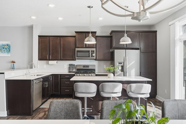 4986 93rd Lane N, Brooklyn Park, MN 55443