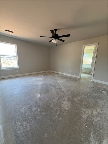 2905 S 2nd Street, Rogers, AR 72758