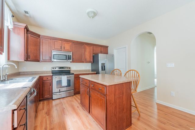 3437 S Glasgow Circle, Bloomington, IN 47403