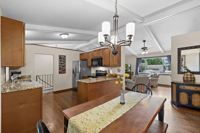 7835 Berkshire Lane N, Maple Grove, MN 55311