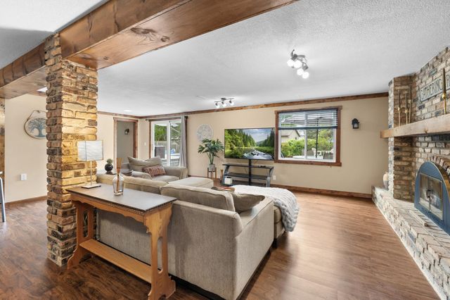 7835 Berkshire Lane N, Maple Grove, MN 55311