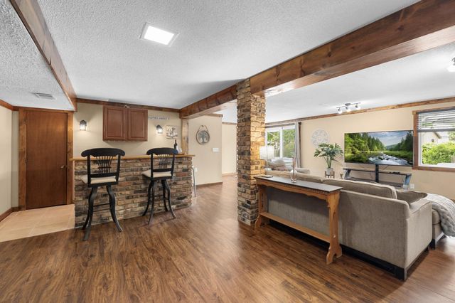 7835 Berkshire Lane N, Maple Grove, MN 55311
