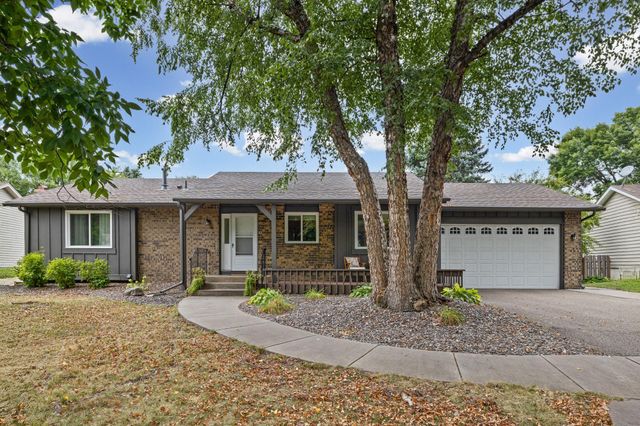 7835 Berkshire Lane N, Maple Grove, MN 55311