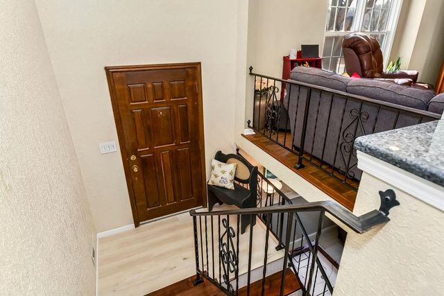 1800 Thornton Street, Leavenworth, KS 66048