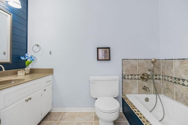 1800 Thornton Street, Leavenworth, KS 66048