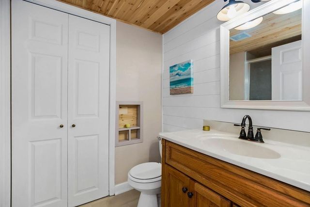 1800 Thornton Street, Leavenworth, KS 66048