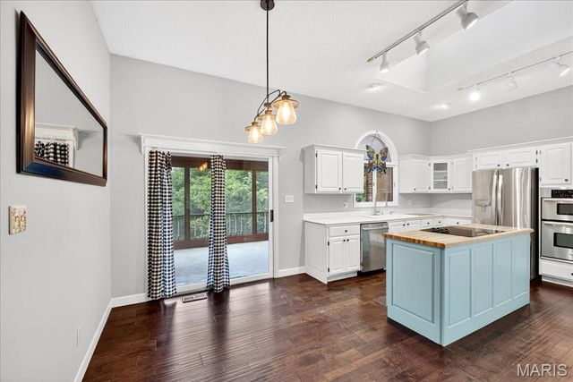 196 Creek Bottom Road, Labadie, MO 63055