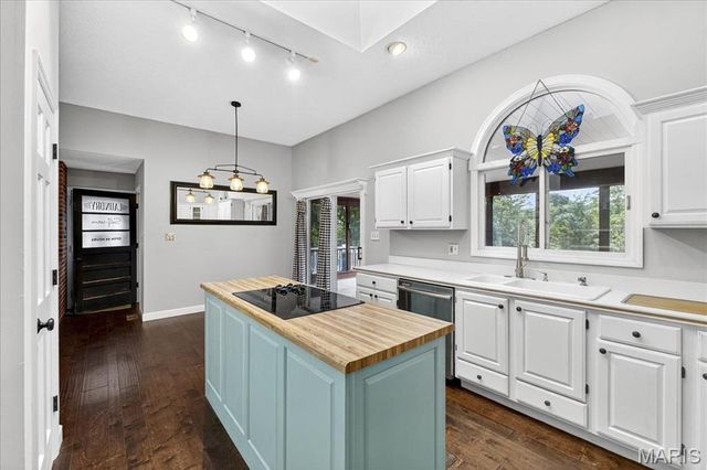 196 Creek Bottom Road, Labadie, MO 63055