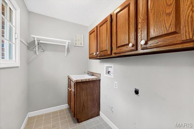 196 Creek Bottom Road, Labadie, MO 63055