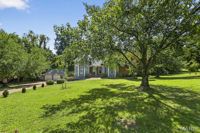 196 Creek Bottom Road, Labadie, MO 63055