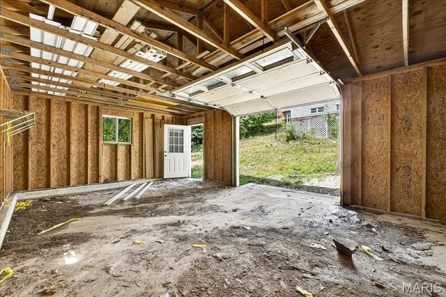 196 Creek Bottom Road, Labadie, MO 63055