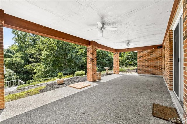 196 Creek Bottom Road, Labadie, MO 63055