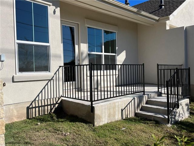 313 Cartwheel BND, Austin, TX 78738