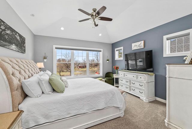 6714 Burma ROAD, Waterford, WI 53185