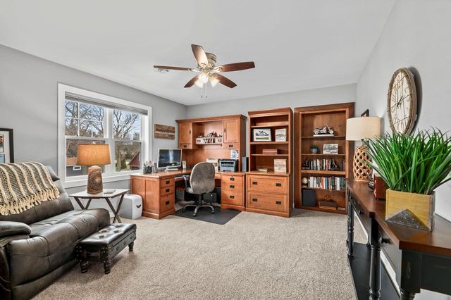 6714 Burma ROAD, Waterford, WI 53185