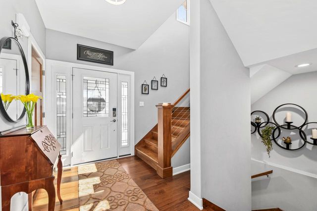 6714 Burma ROAD, Waterford, WI 53185