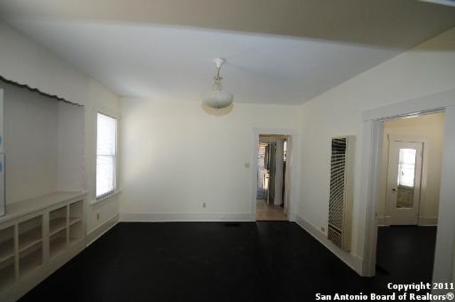 423 W Huisache, San Antonio, TX 78212