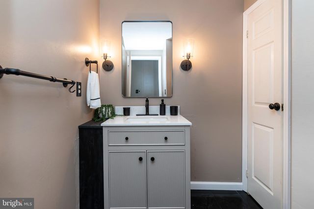 815 BERRYWOOD LN, Absecon, NJ 08205