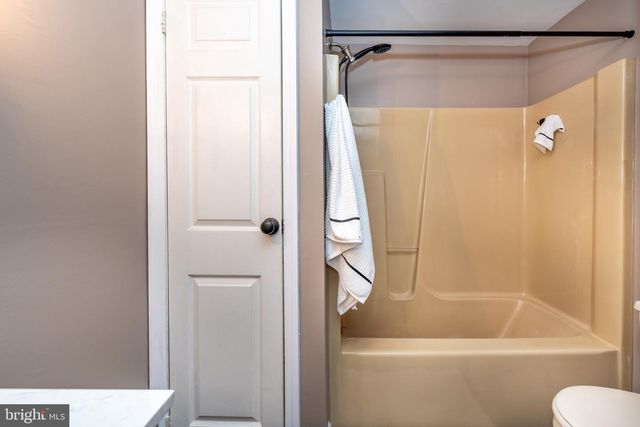 815 BERRYWOOD LN, Absecon, NJ 08205