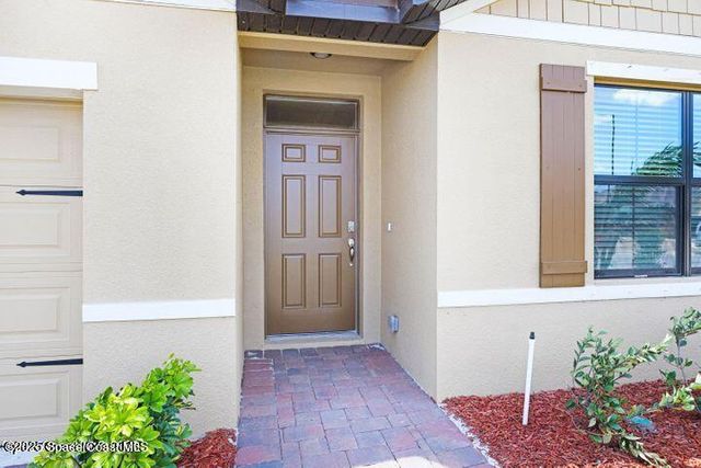 1924 Capital Drive SE, Palm Bay, FL 32909