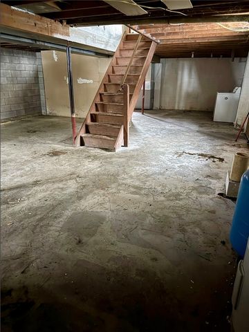 455 Adrian Sherrett Rd, Washington Twp, PA 16210