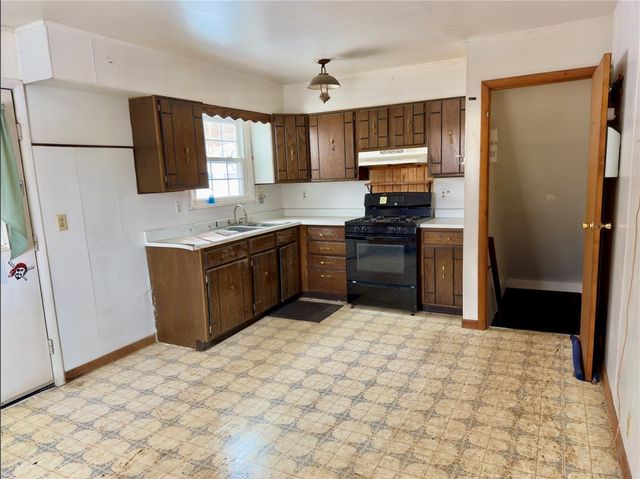 455 Adrian Sherrett Rd, Washington Twp, PA 16210