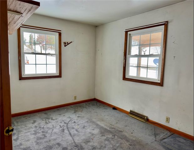 455 Adrian Sherrett Rd, Washington Twp, PA 16210