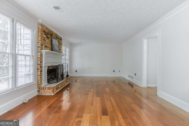 61 Powers Ferry Manor SE, Marietta, GA 30067