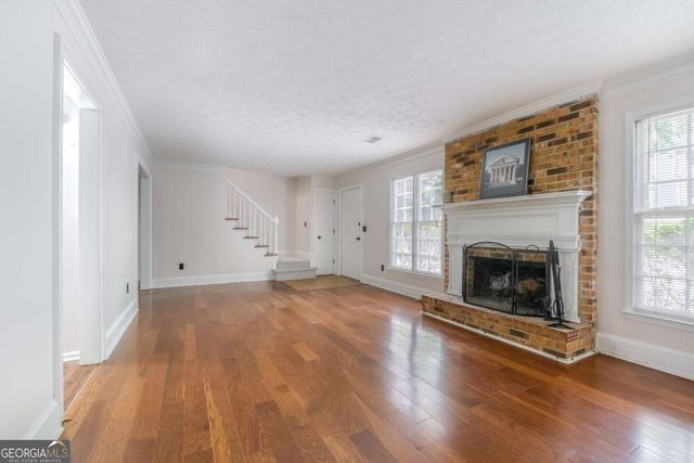 61 Powers Ferry Manor SE, Marietta, GA 30067