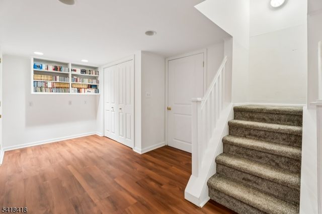 77 Hansell Rd, New Providence Boro, NJ 07974