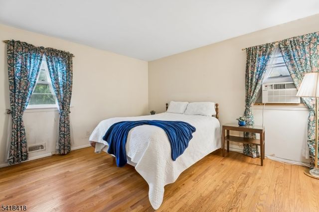 77 Hansell Rd, New Providence Boro, NJ 07974