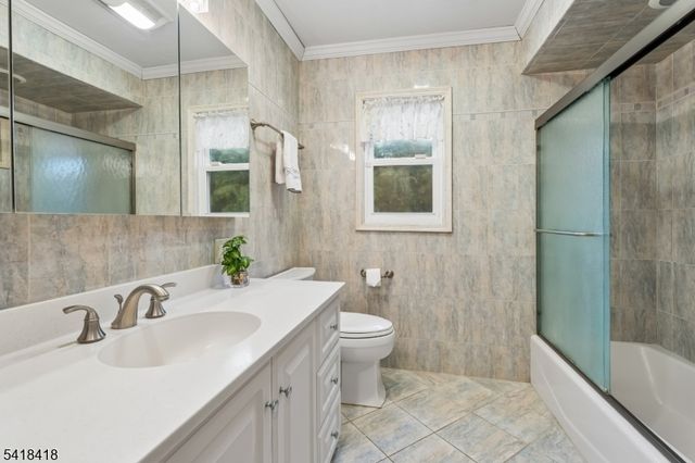 77 Hansell Rd, New Providence Boro, NJ 07974