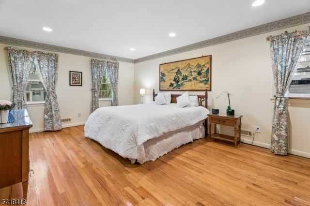 77 Hansell Rd, New Providence Boro, NJ 07974