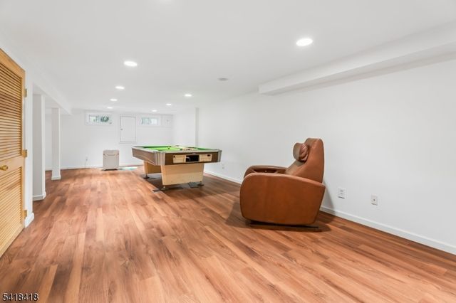 77 Hansell Rd, New Providence Boro, NJ 07974