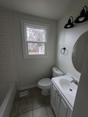 3724 Hewlett Dr, Nashville, TN 37211