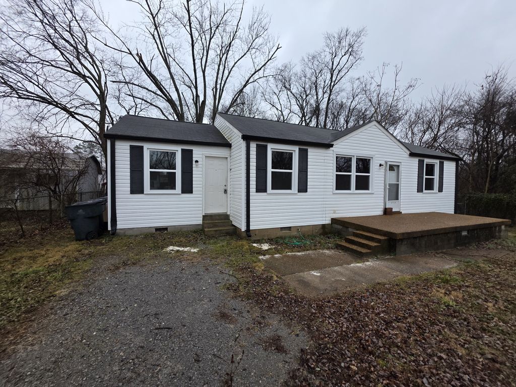 3724 Hewlett Dr, Nashville, TN 37211