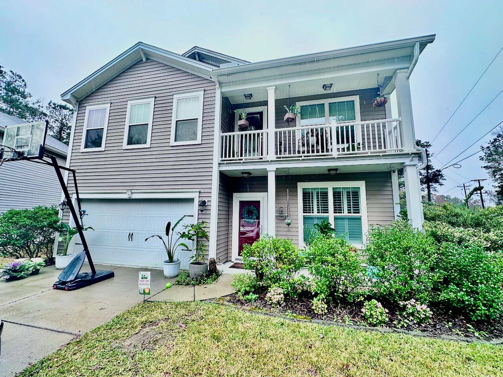 1301 Merchant Court, Mount Pleasant, SC 29466