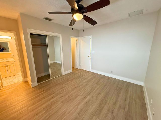 627 NE 10th Avenue 4, Fort Lauderdale, FL 33304