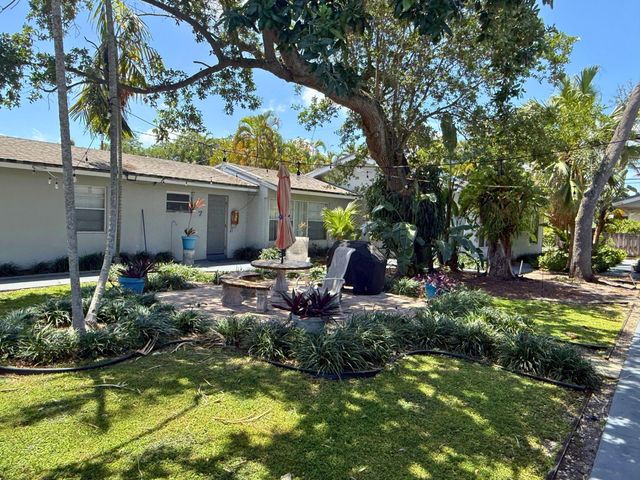 627 NE 10th Avenue 4, Fort Lauderdale, FL 33304