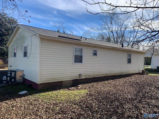 605 Greenfield Drive, Huntsville, AL 35811