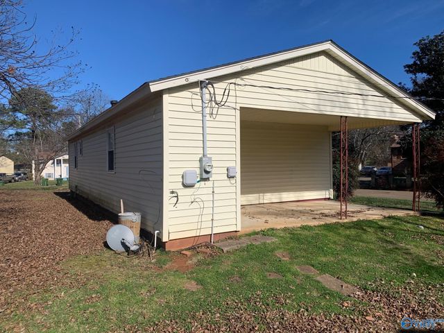 605 Greenfield Drive, Huntsville, AL 35811