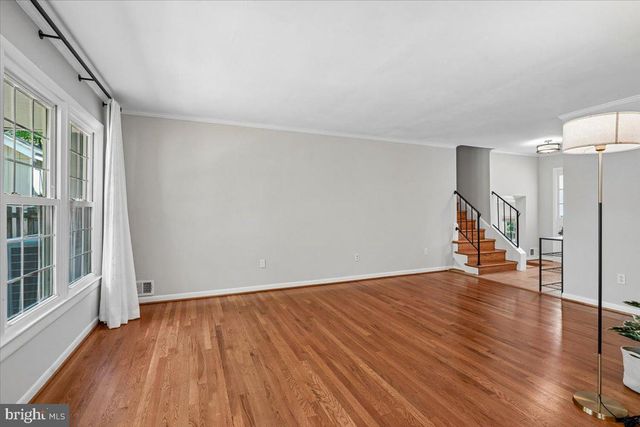 3831 N VERNON ST N, Arlington, VA 22207