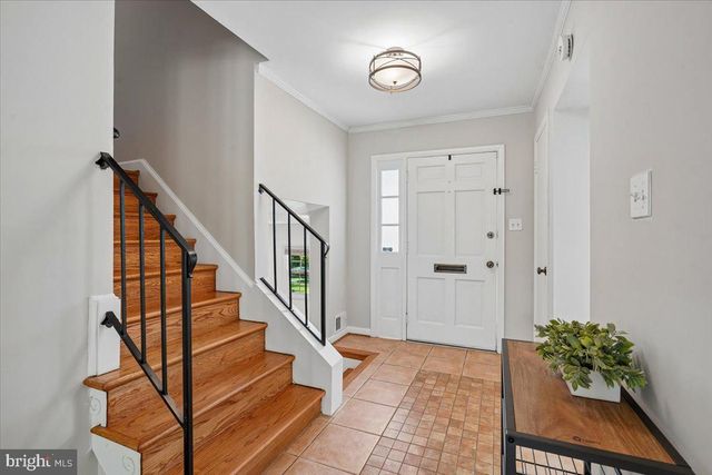 3831 N VERNON ST N, Arlington, VA 22207